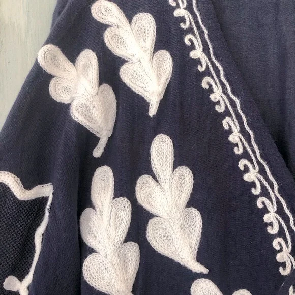 Very boho Ruby YaYa navy & white beach dress/cover up with braided embroidery - Picture 3 of 16